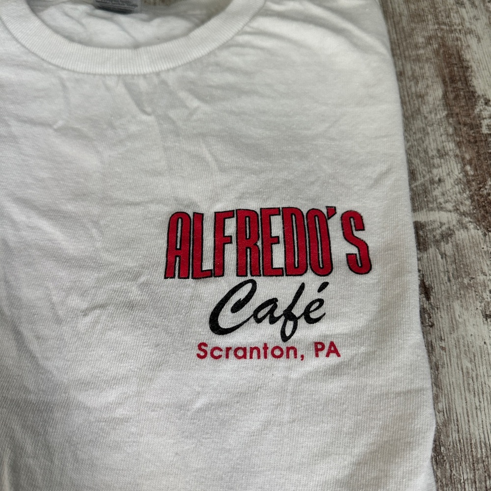 The Office!! Alfredo’s Cafe Scranton, PA ‘The Office’ Tshirt
